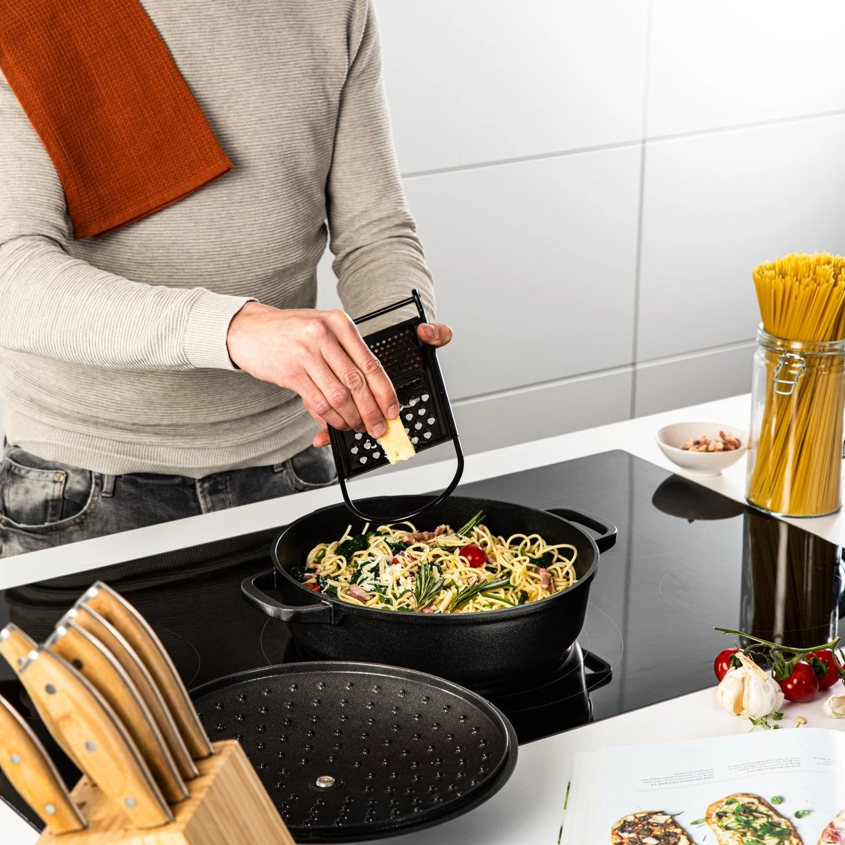 Westinghouse Performance Series - 12-delige Pannenset - Zwart - Geschikt Voor Alle Warmtebronnen Inclusief Inductie 18 Westinghouse Performance Series - 12-delige Pannenset - Zwart - Geschikt Voor Alle Warmtebronnen Inclusief Inductie - Afbeelding 18