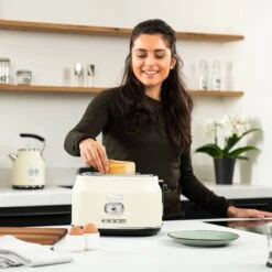 Westinghouse Retro Waterkoker + Broodrooster 2 Sleuven + Blender - Wit 19 Westinghouse Retro Waterkoker + Broodrooster 2 Sleuven + Blender - Wit -Westinghouse 1200x1200 138