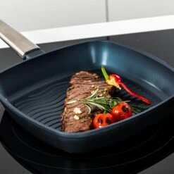 Westinghouse Grillpan Performance - Bravery Blue - 28 X 28 Cm - Standaard Anti-aanbaklaag -Westinghouse WCFP0095G28BL 8