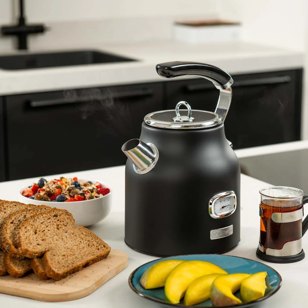 Westinghouse Waterkoker Retro Collections - 2200 W - Liquorice Black - 1.7 Liter - WKWKH148BK 2 Westinghouse Waterkoker Retro Collections - 2200 W - Liquorice Black - 1.7 Liter - WKWKH148BK - Afbeelding 2