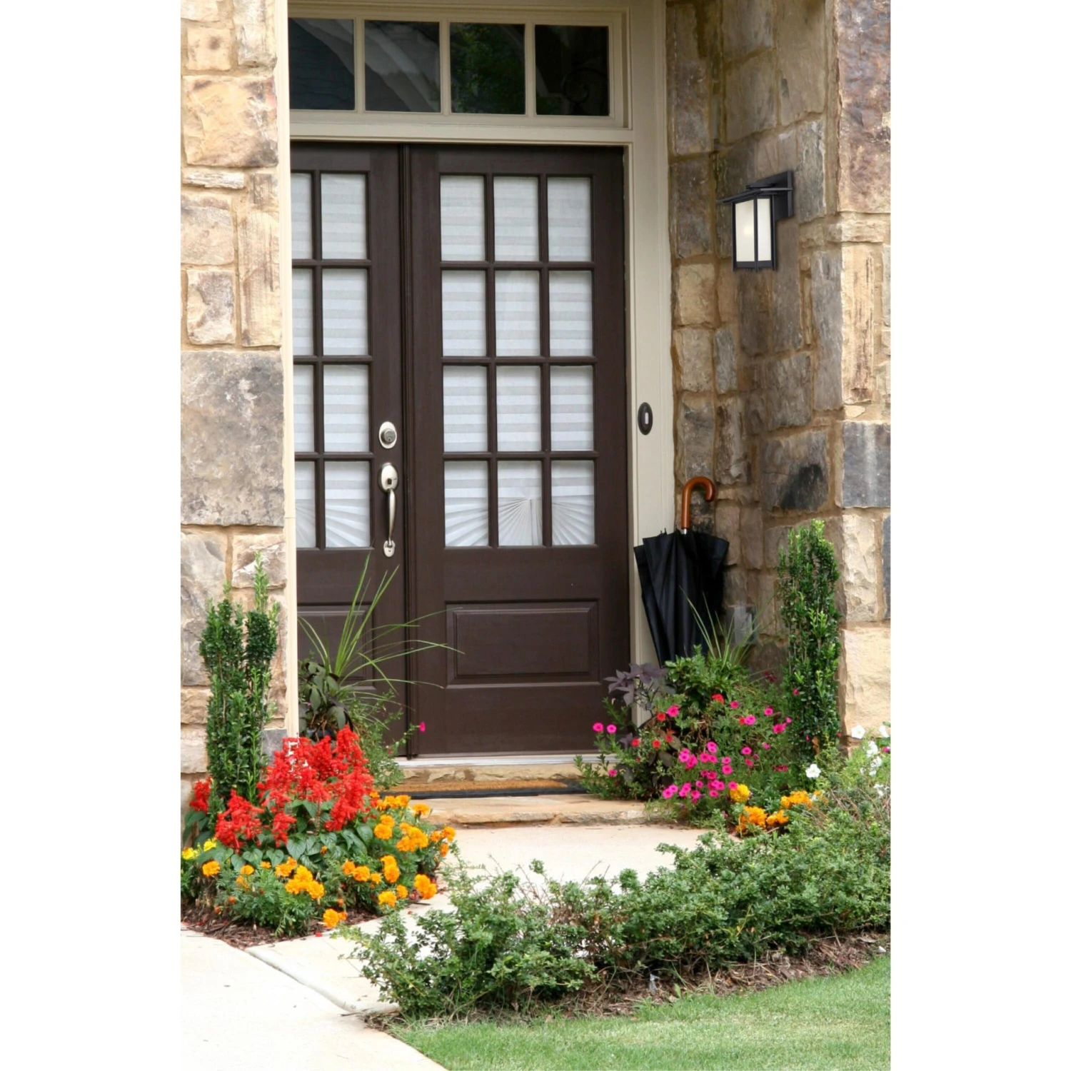 Westinghouse Clarissa One-Light Outdoor Wall Lantern 8 Westinghouse Clarissa One-Light Outdoor Wall Lantern - Afbeelding 8