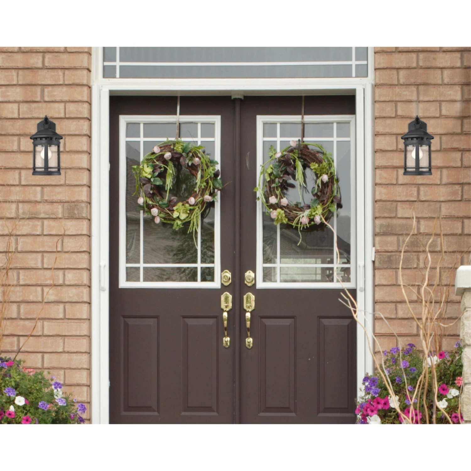 Westinghouse Lighting Sargut One-Light Outdoor Wall Fixture, Textured Black Finish With Clear Seeded Glass 2 Westinghouse Lighting Sargut One-Light Outdoor Wall Fixture, Textured Black Finish With Clear Seeded Glass - Afbeelding 2